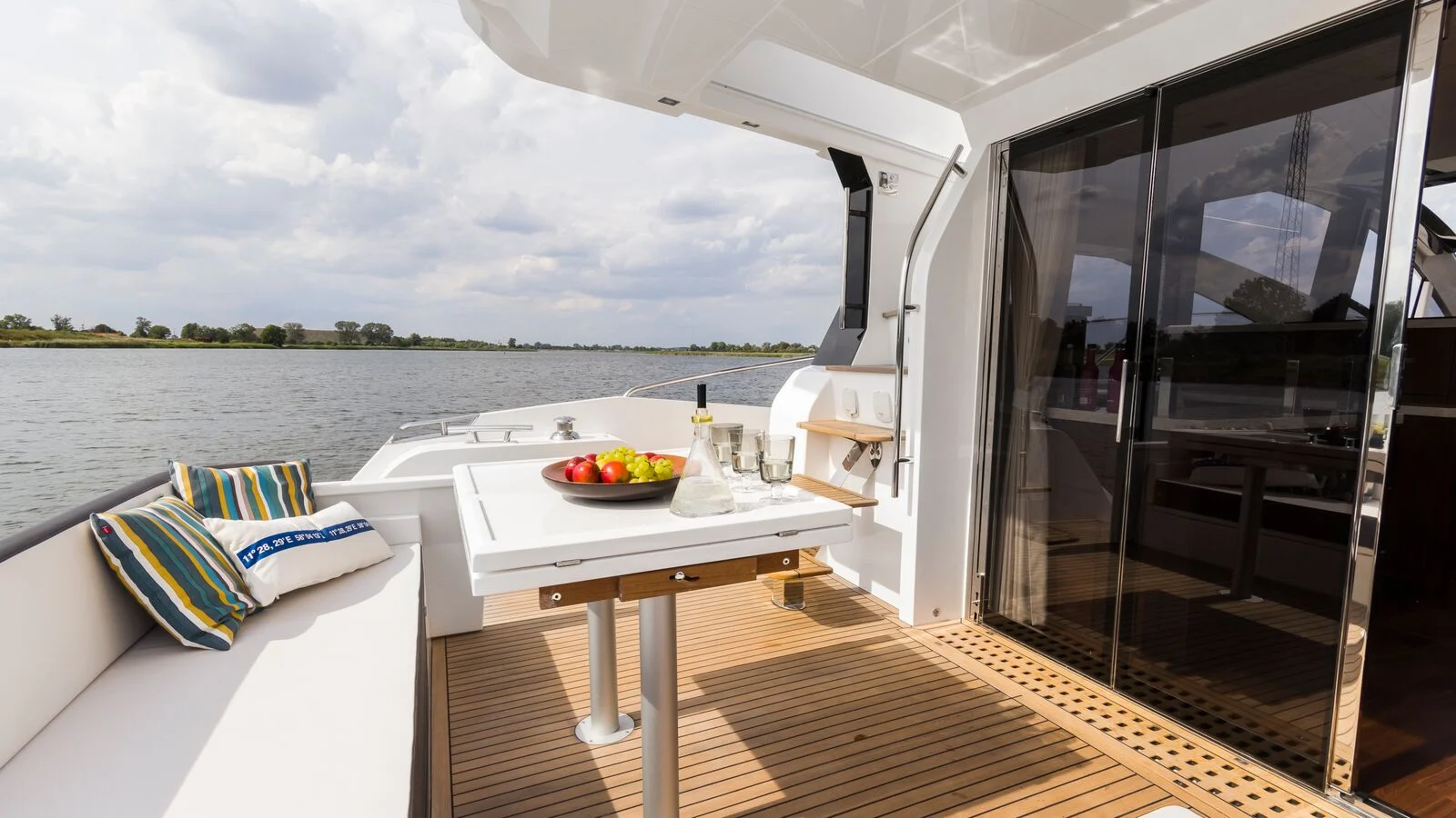 Galeon 560 03