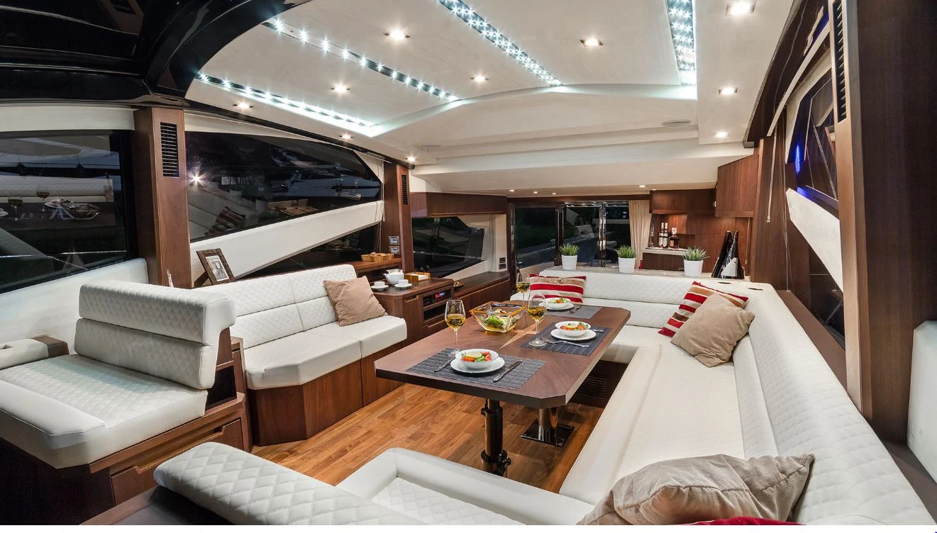 Galeon 560 02