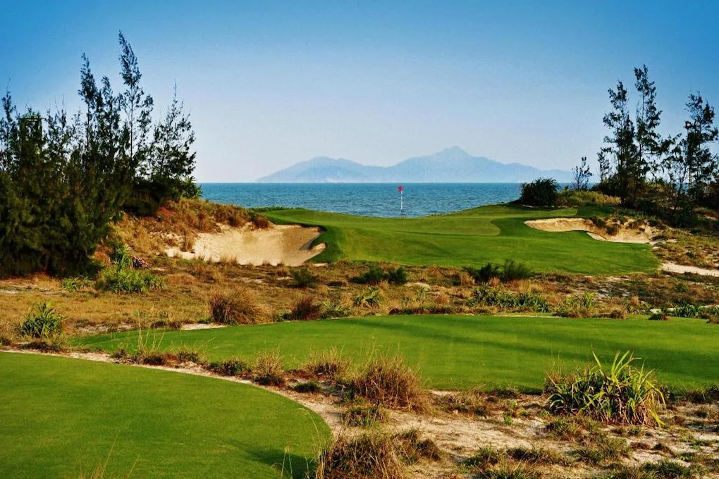 Legend Da Nang Golf Resort Norman Course 11 Xl